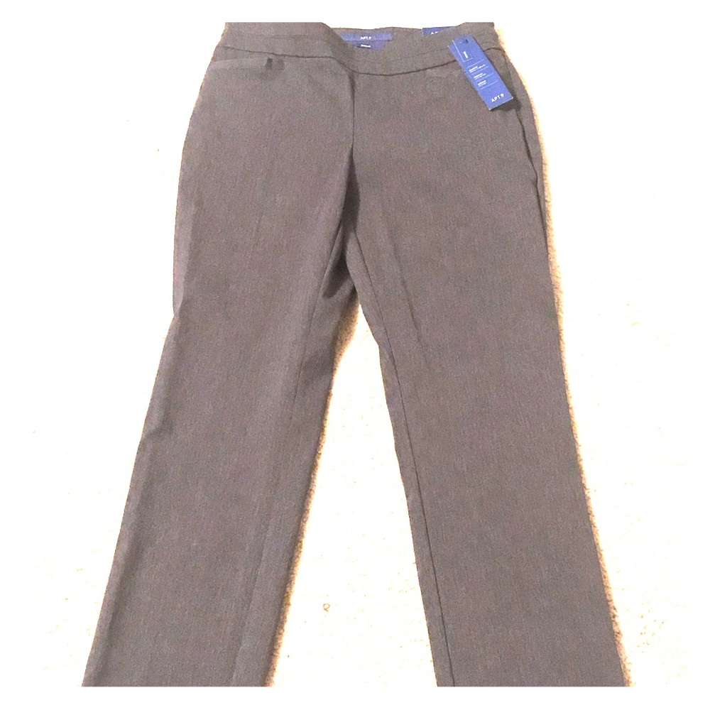 Women’s size 6 NWT gray dress pants